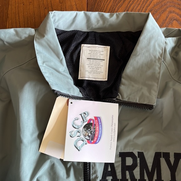 Army IPFU cold weather jacket. - Picture 3 of 5